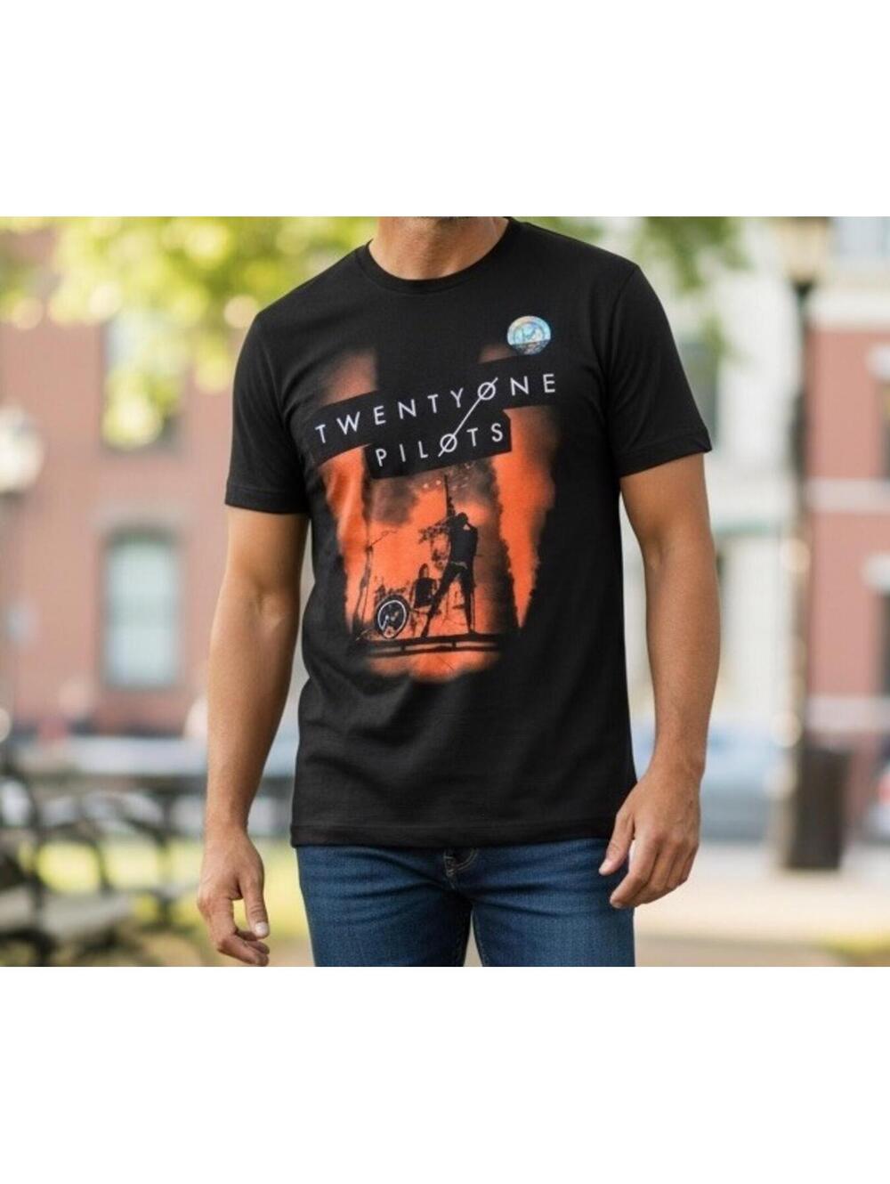 Concert T Shirts TWENTY ONE PILOTS Tour Emotional Roadshow 2017 Medium New TOP